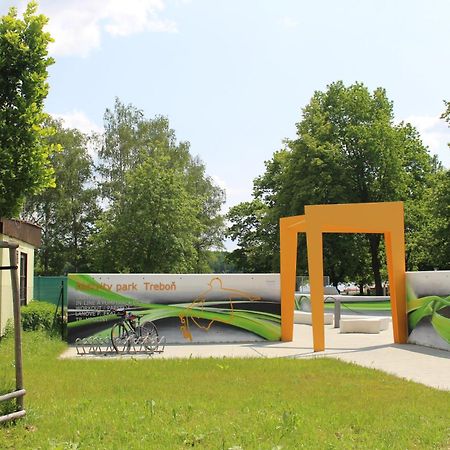 Jihoceska Pohoda U Plaze Trebon Luaran gambar